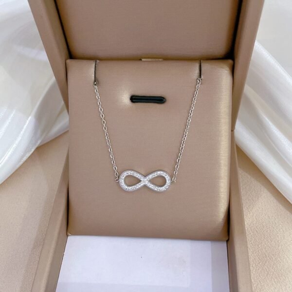 Necklace 11