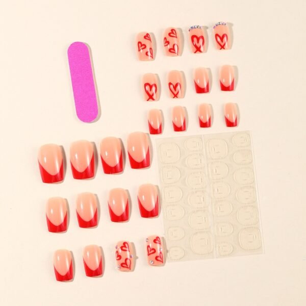 Press on nails 19