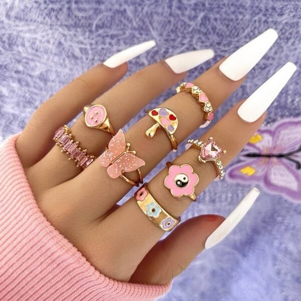 Knuckle ring 04