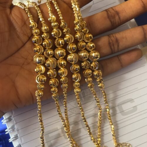 Gold bracelet ( big balls)